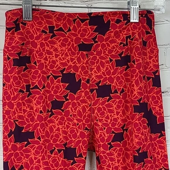 LuLaRoe Red Floral One Size (2-10) Butter Soft Legging Women's Stretch Pants - Picture 2 of 6